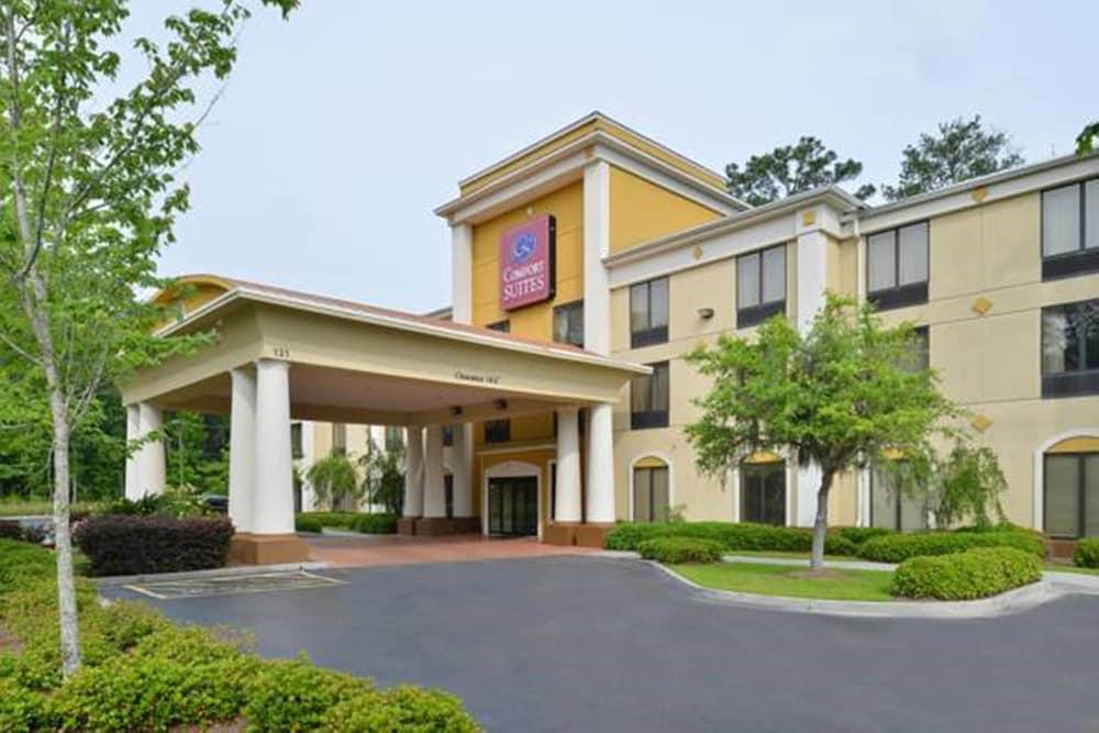 Comfort Suites Near Mcas Beaufort Exterior photo