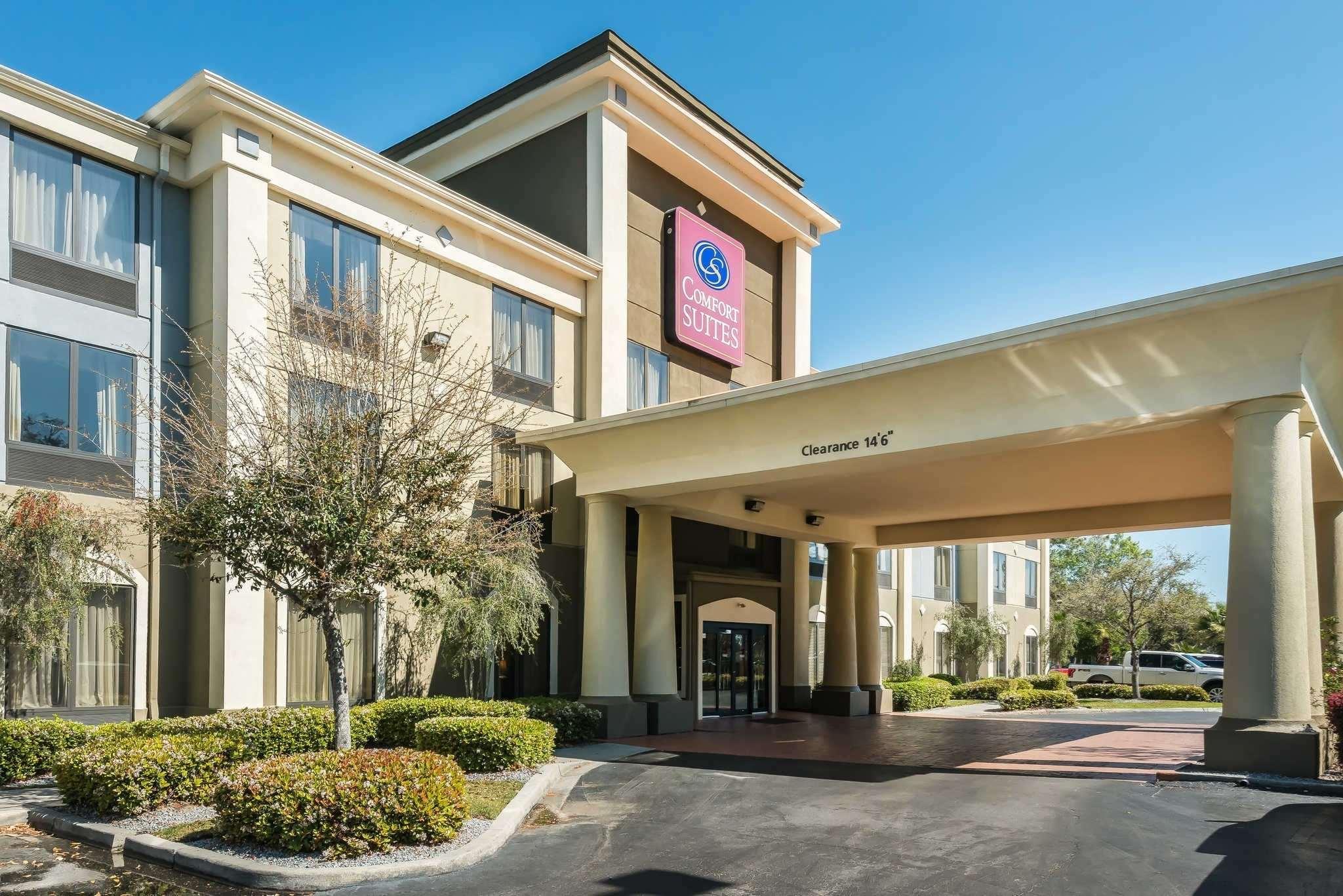 Comfort Suites Near Mcas Beaufort Exterior photo
