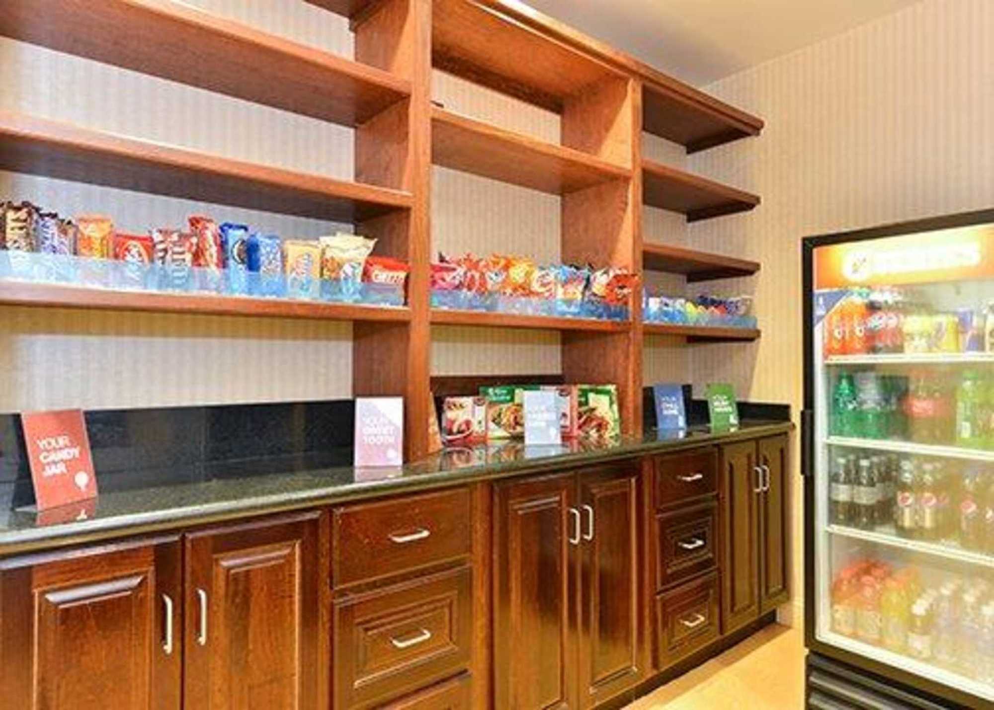 Comfort Suites Near Mcas Beaufort Amenities photo